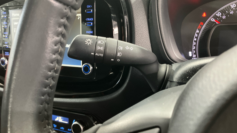 Toyota Aygo X 1.0 VVT-i Edge 5dr Petrol Hatchback